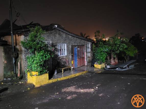 As informações indicam que que houveram feridos durante o temporal