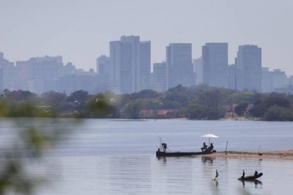 Maiores volumes devem ser registrados nas regiões Sul e da Campanha. A partir de quarta-feira, o sol volta a aparecer no Estado