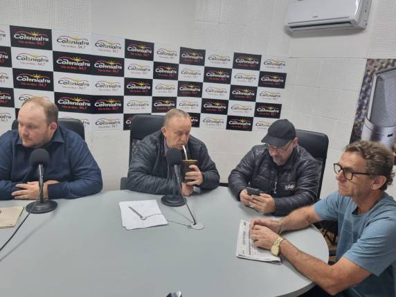 Prefeito e vice eleitos no último domingo estiveram na Rádio Colonial Fm