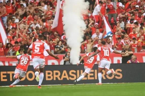 Foi a quarta vitória consecutiva do Colorado em clássicos. Com o resultado, Tricolor perde oportunidade de se distanciar do Z-4