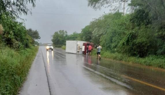 O acidente ocorreu na localidade de Dona Otília, entre Roque Gonzales e São Paulo das Missões