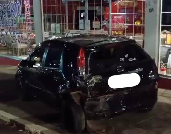 O acidente ocorreu na Av. Júlio de Castilhos, no Centro da cidade