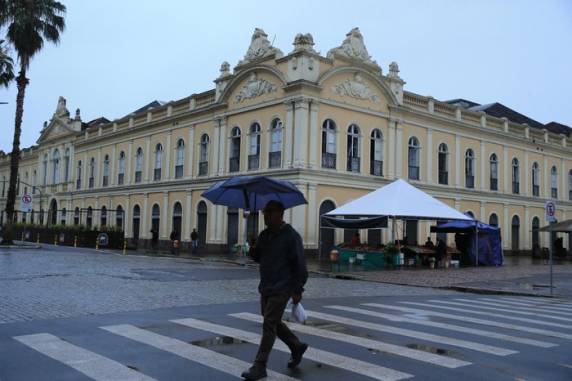 Sem volumes expressivos, Missões, Noroeste, Norte, Serra e Região Metropolitana esperam chuva na primeira metade do dia