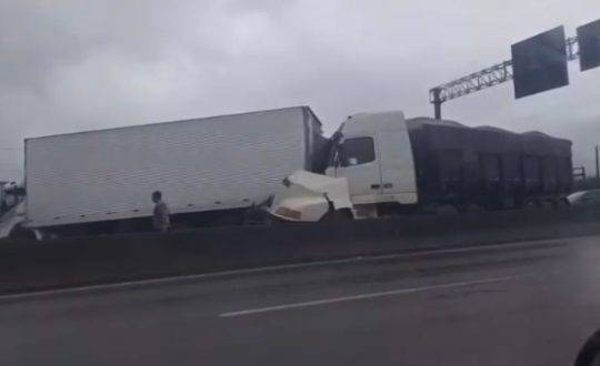 Congestionamento tem início na região do Morro do Boi, em Balneário Camboriú