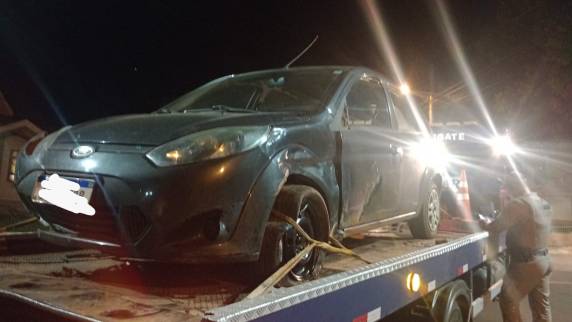 O acidente ocorreu no Centro da cidade na noite desta sexta-feira