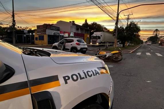 Acidente foi registrado na Avenida São Borja com a Doutor Mario Sperb, no bairro Rio Branco