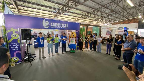 O evento, que aconteceu nesta manhã no estande da Unijuí na Fenasoja, premiou os três melhores trabalhos. 