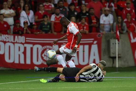 Vitória do Palmeiras sobre o Cruzeiro manteve campeonato em aberto; Colorado segue na quarta posição na tabela