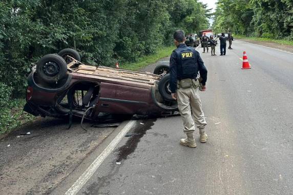 O acidente ocorreu na BR-287 no final da madrugada deste domingo