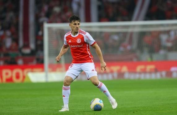 Colégio eleitoral responsável pela eleição foi formado por capitães e técnicos das equipes, além de jornalistas de todo o país