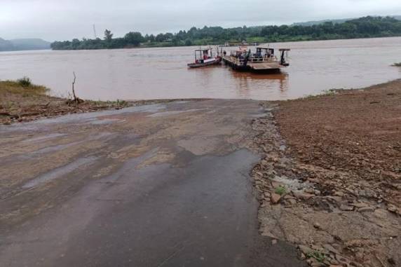 Serviço foi suspenso após elevação no nível do Rio Uruguai, que chegou a 8 metros acima do normal em alguns trechos
