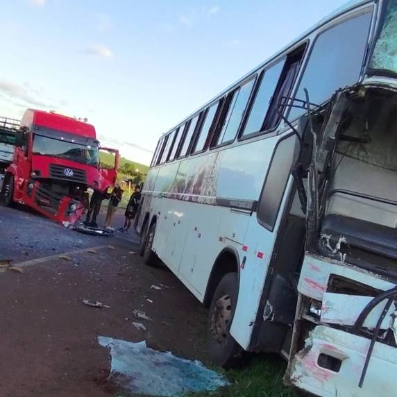 O acidente ocorreu no trevo de entroncamento das BRs 468 e 158