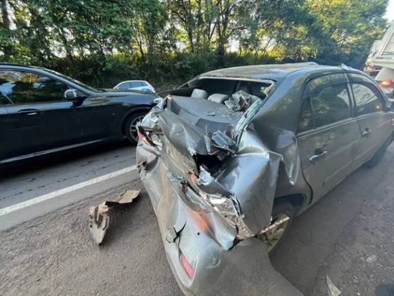 Acidente ocorreu no fim da tarde desta terça-feira, 17 de dezembro, na curva da Volta Grande, BR-386.