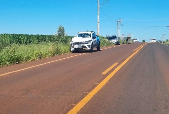 Veículos colidiram quando cruzavam sobre uma lombada física próximo ao Complexo Industrial Zimermann