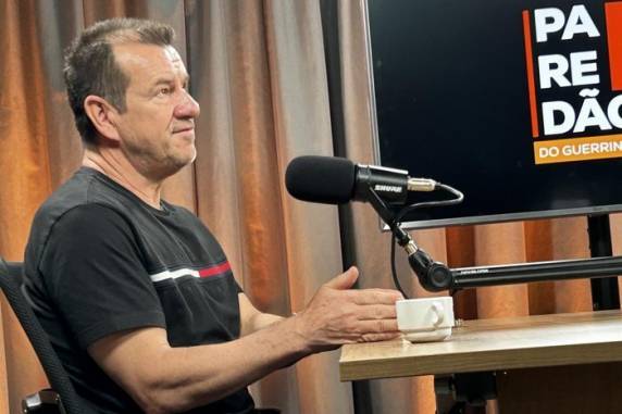 Ex-jogador falou sobre a iniciativa em entrevista ao Show dos Esportes. Ao todo, 109 casas já foram entregues, e a nova centena deve sair no papel no ano que vem