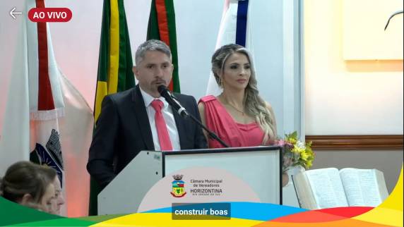 A solenidade ocorreu nesta quarta-feira na Câmara de Vereadores