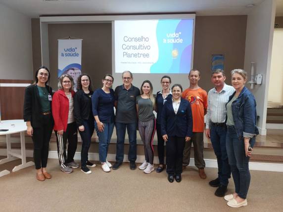 O grupo participa ativamente de decisões que possam impactar na experiência de pacientes e acompanhantes.