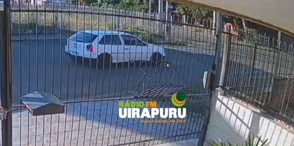 Em um primeiro momento, naquele dia, as informações do local mostraram que um adolescente de 17 anos estaria conduzindo um Fiat Uno