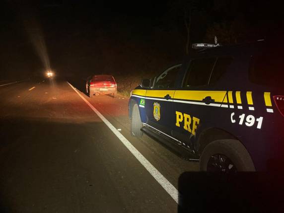 No outro veículo, estavam um homem de 41 anos e uma mulher de 23 anos, que não se feriram.