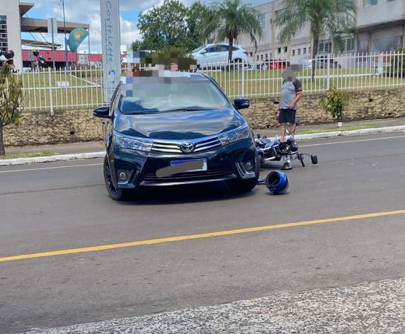 Condutor da motocicleta teve ferimentos leves