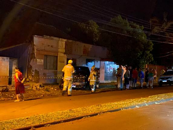 O acidente aconteceu na Av. Castelo Branco no Centro da cidade