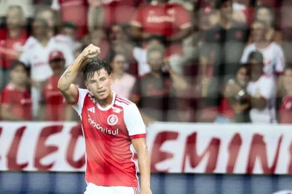 Pouco inspirado, time de Roger Machado fez o suficiente para sair de campo com resultado positivo; Colorado lidera grupo B, com 10 pontos