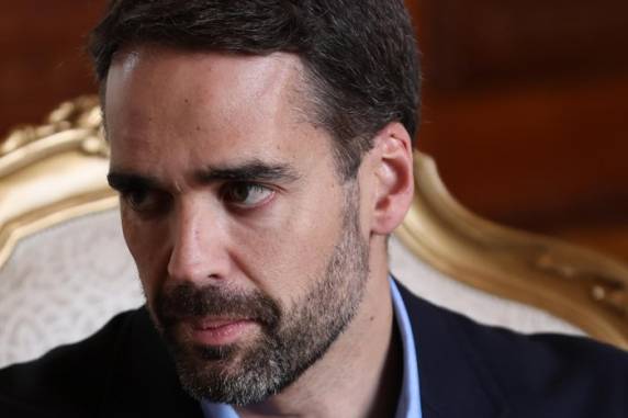 Projeto de lei será enviado em regime de urgência e abrangerá tabela completa do plano de carreira