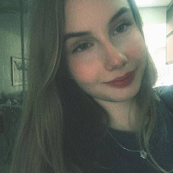 Clara Klassen Tomazi, 16 anos, ficou presa nas ferragens e havia sido encaminhada à instituição em Capão da Canoa; depois, transferida pra Caxias