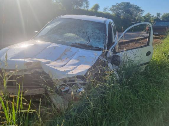 O acidente ocorreu no início da manhã deste sábado na localidade de Flor de Maio
