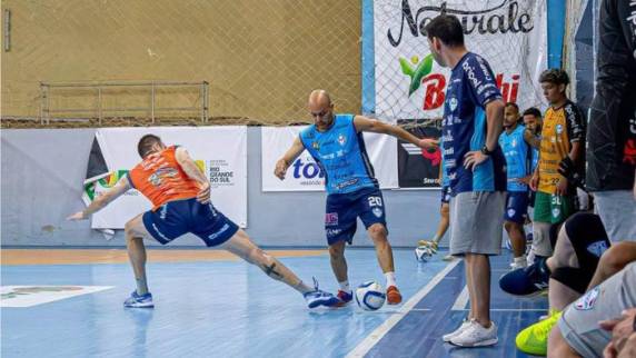 Competição irá durar seis dias e será realizada pela primeira vez na cidade. Uma das equipes participantes disputará a Liga Nacional de Futsal (LNF)