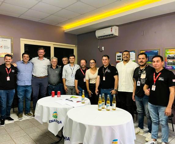 O diretor da Ketten Bebidas, Hélio Gustavo Kettenhuber, destaca que hoje a empresa já se considera parte da história da Fenasoja, o que é visto com honra e com o compromisso de dar continuidade à parceria da melhor forma possível.