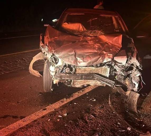 Outras duas pessoas ficaram feridas e foram socorridas por equipes do Corpo de Bombeiros e o Samu