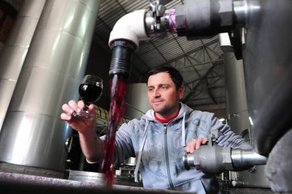 Ele era proprietário da vinícola Casa Onzi. Corpo será velado Capela Menino Deus, em Forqueta; sepultamento será na manhã de quarta