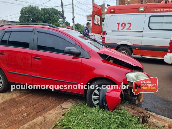 O acidente ocorreu na esquina da Av. Medianeira com a rua São Boaventura