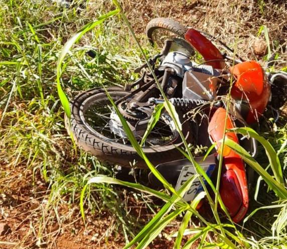 O rapaz morreu no local do acidente