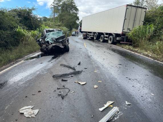 Condutor de uma GM Spin, emplacada de Tuparendi, não resistiu aos ferimentos. Vítima ainda não foi identificada