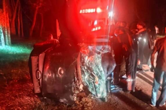 Um casal ocupava o veículo Honda Fit que colidiu frontalmente com um Fiesta onde estava a vítima fatal