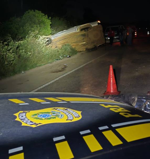 Outras duas pessoas que estavam no veículo ficaram feridas. Acidente ocorreu no quilômetro 270 da rodovia