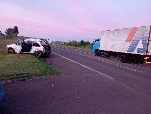 Colisão ocorreu no início da manhã desta terça-feira