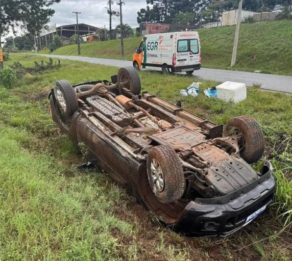 Casal e criança de 10 anos foram socorridos e encaminhados para o Hospital de Clínicas de Passo Fundo
