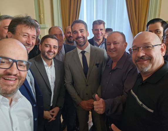 Entre os compromissos, destaca-se a confirmação de patrocínio por parte do Detran-RS para a 7ª Expoinde, principal feira de exposições da cidade.