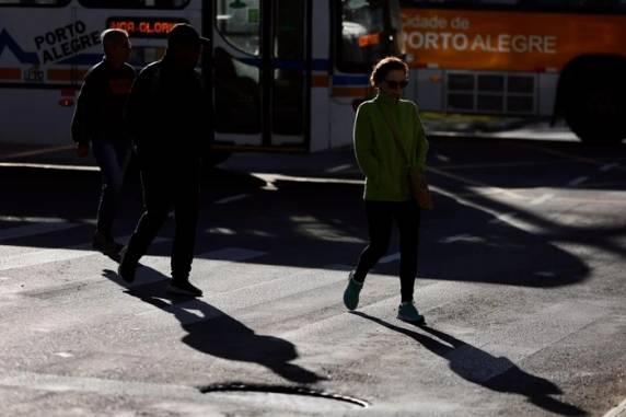 Primeiro dia do mês terá tempo firme e sol em todo o Rio Grande do Sul. O destaque para o período fica para as manhãs frias e as tardes mais quentes