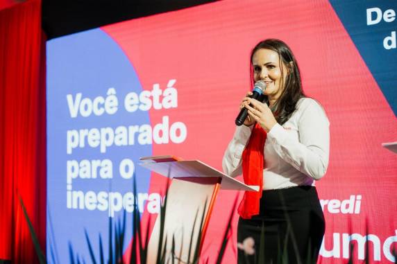 Feira fomenta negócios entre engenheiros, arquitetos e outros profissionais do ramo de construção civil