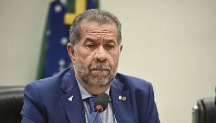 Decisão foi tomada durante reunião entre o presidente Lula e o ministro, em meio aos escândalos de fraudes bilionária envolvendo fraudes em benefícios