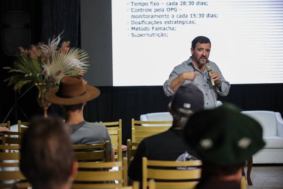 Na Expofeira 2025, um dos diferenciais desta edição tem sido justamente ampliar o acesso a conhecimento técnico e oportunidades que contribuam diretamente para o crescimento sustentável das propriedades.