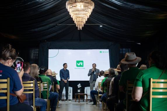 Nesta segunda-feira, o Parque de Exposições Germano Dockhorn foi palco de momentos de encantamento, aprendizado e inovação.