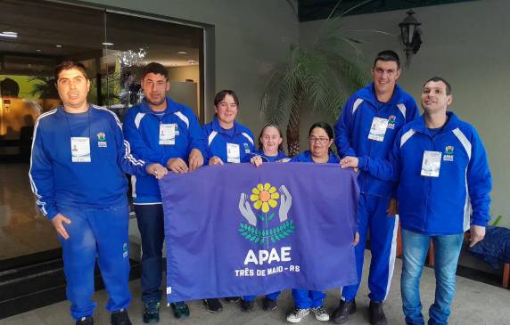 Nádia Flores trouxe para Três de Maio o primeiro lugar no Arremesso de Disco, garantindo vaga na edição nacional das olimpíadas em Brasília