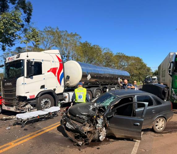 Vítima estava a caminho do túmulo do filho quando se envolveu em colisão, diz irmã.
