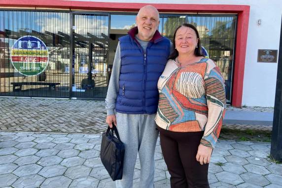 Tesoureiro do VEC desmaia após perder renda de evento do clube que vai disputar Divisão de Acesso, mas recebe objeto intacto de cuidadora