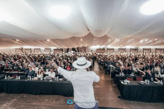 Indumóveis 2025 estará com uma programação diferenciada neste sábado (17/05).